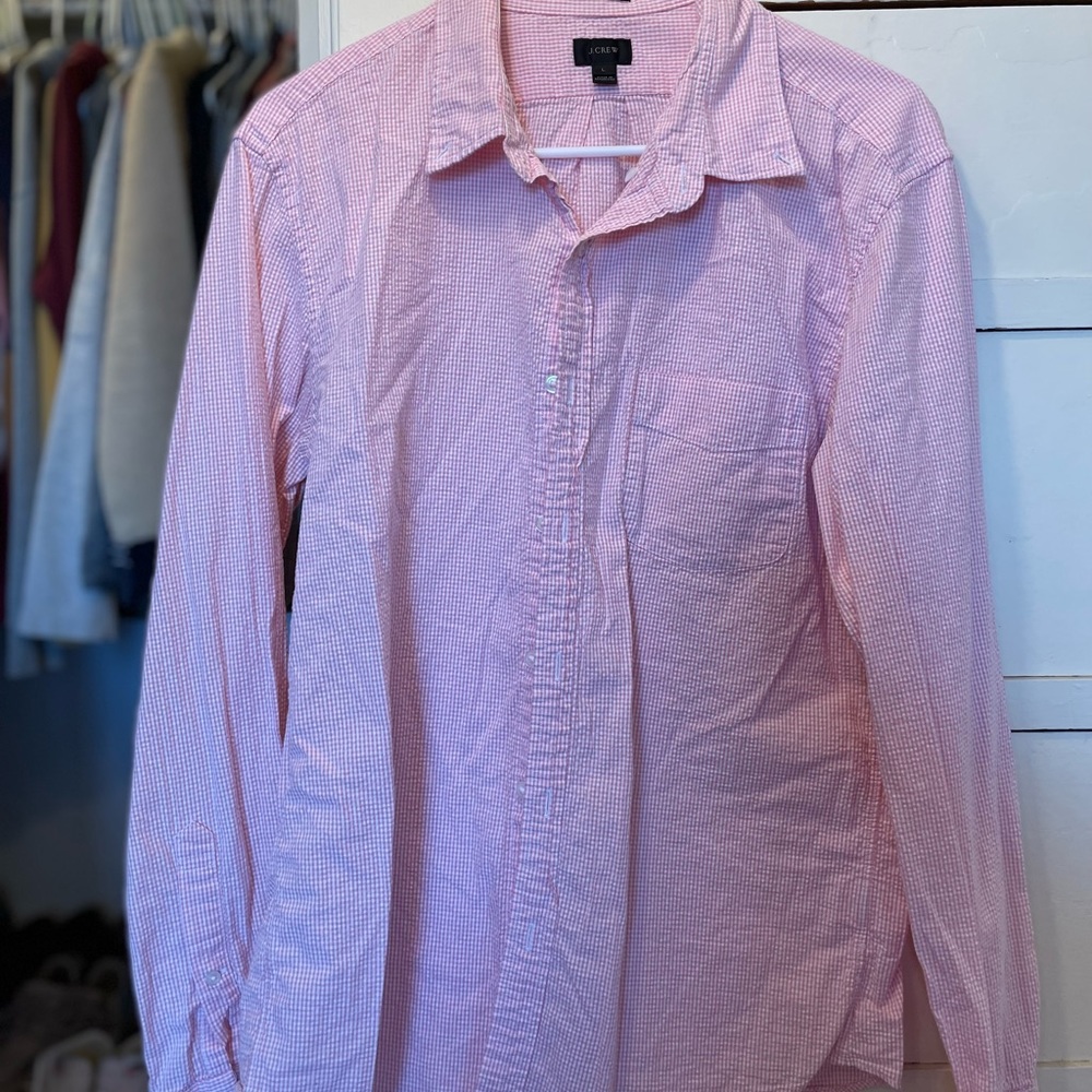 J. Crew men’s large pink seer sucker dress shirt